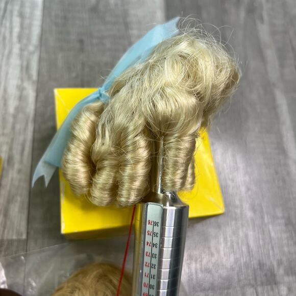 Monique Vint Lot of 3 Blond Doll Wings Size 4”-5” Dutches Bebe Gibson - Picture 8 of 8